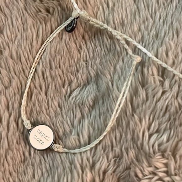 Pure Vida Capricorn Zodiac Sign Slider Bracelet - Picture 4 of 5